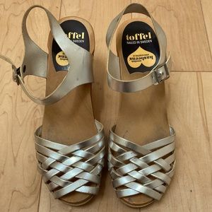Swedish Hasbeens Silver Peep Toe Strappy Sandals